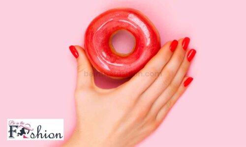 Coral Tone Glzaed Nails